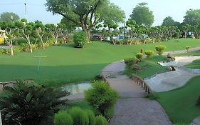 Shiva Oasis Resort